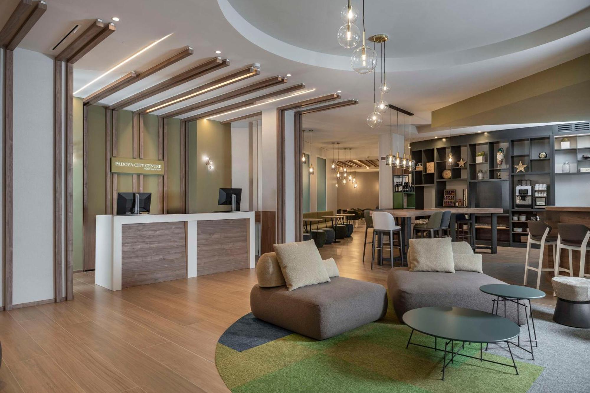 Hilton Garden Inn Padova City Centre Extérieur photo